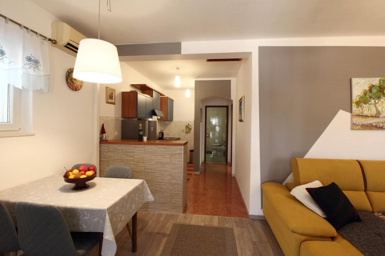 Apartment Marita Čilipi Exterior foto
